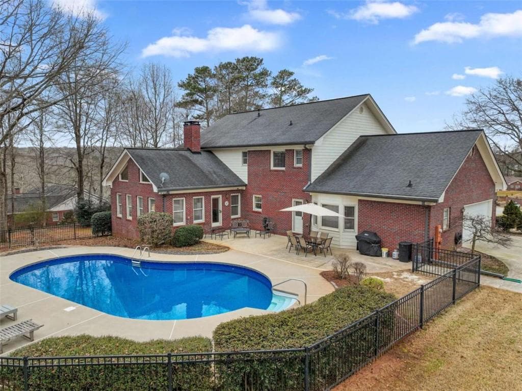 4 bedroom, 5 bathroom, 6,500 sq ft single family residence for sale at 419 Riverwalk, Mcdonough, GA 30252 — photo 2