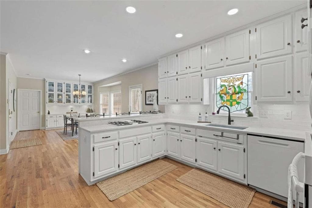 4 bedroom, 5 bathroom, 6,500 sq ft single family residence for sale at 419 Riverwalk, Mcdonough, GA 30252 — photo 10