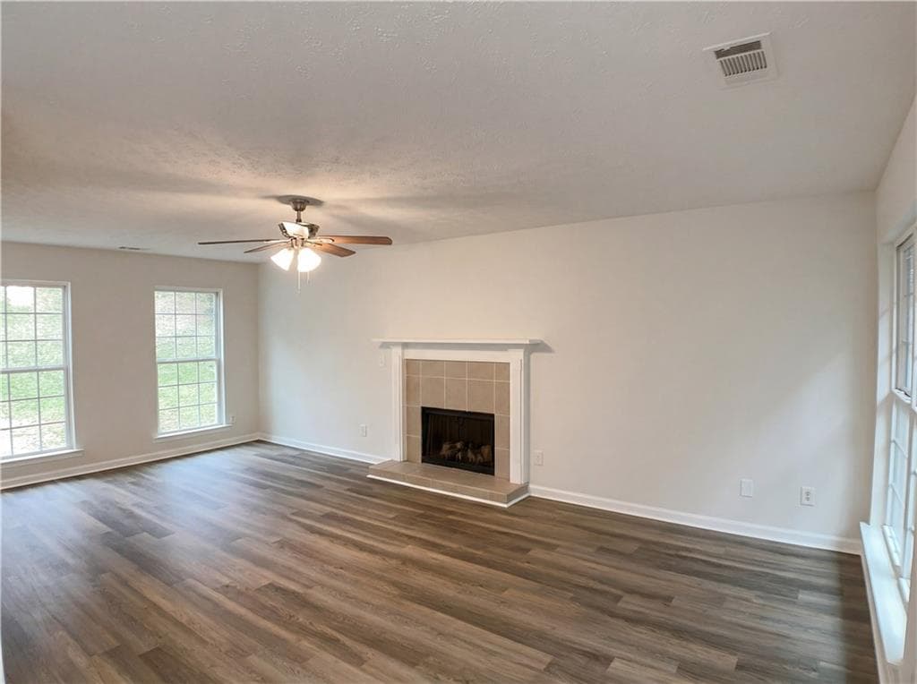 3 bedroom, 3 bathroom, 1,554 sq ft single family residence for sale at 1426 River Falls View, Monroe, GA 30655 — photo 5