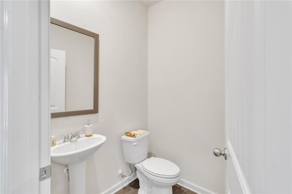 4 bedroom, 3 bathroom, 2,420 sq ft single family residence for sale at 23 Embry Boulevard, Pendergrass, GA 30567 — photo 7