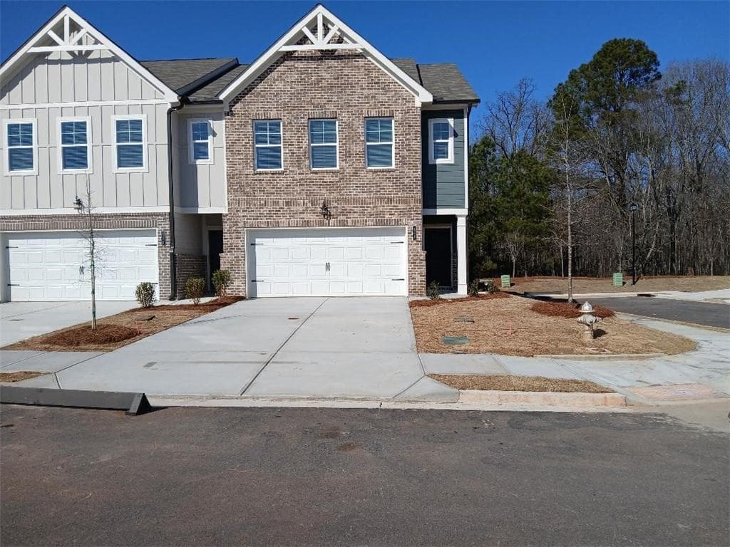 3 bedroom, 3 bathroom, 1,695 sq ft townhouse under contract at 661 Gunnin Way LOT 31, Mcdonough, GA 30253 — photo 2