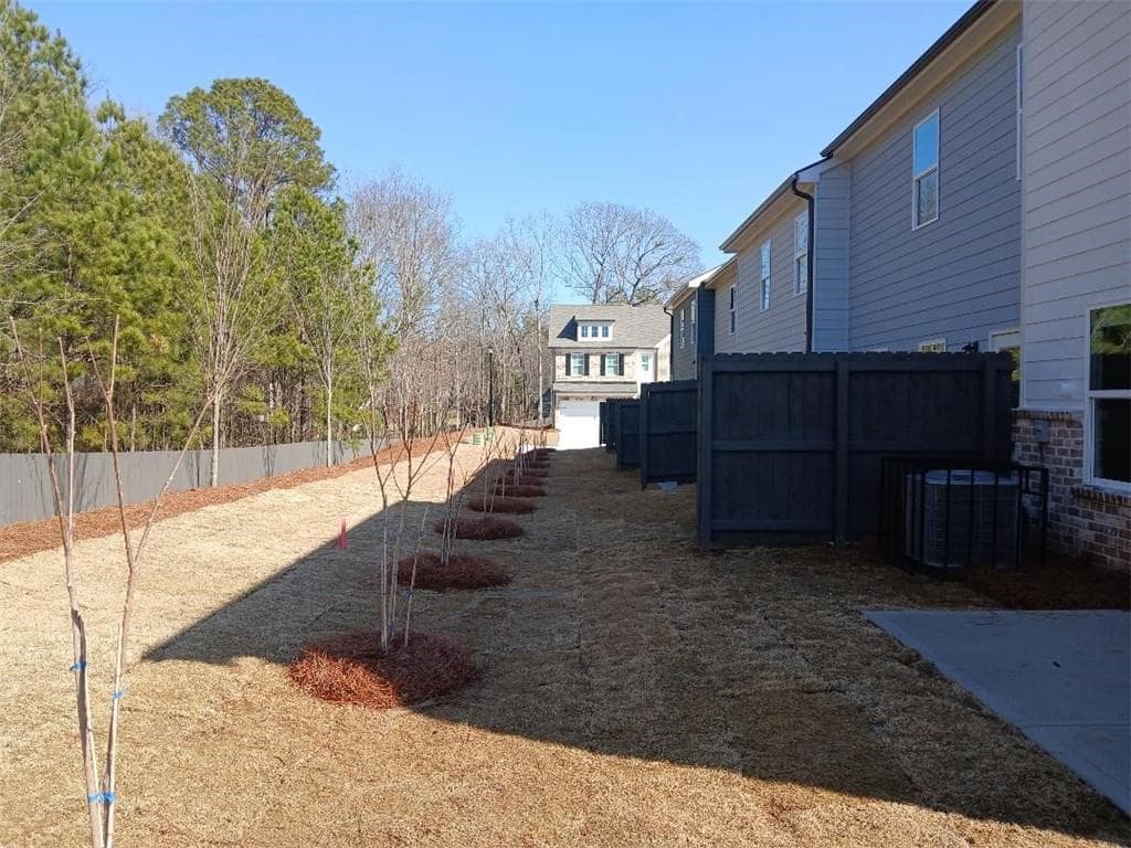 3 bedroom, 3 bathroom, 1,695 sq ft townhouse under contract at 661 Gunnin Way LOT 31, Mcdonough, GA 30253 — photo 4