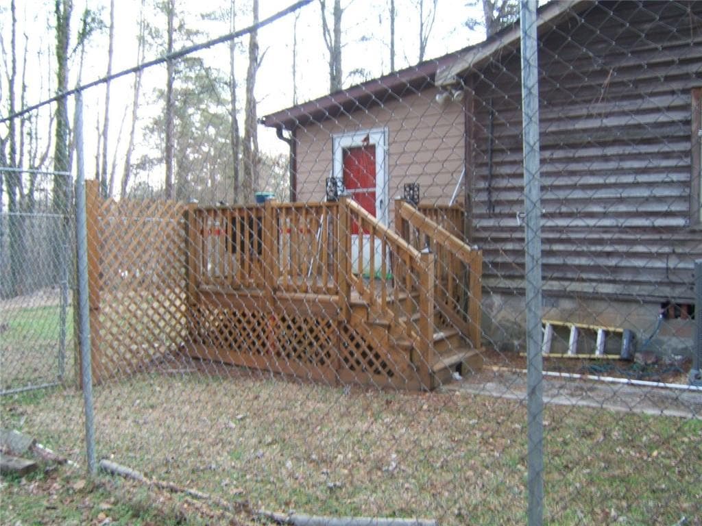 3 bedroom, 2 bathroom, 784 sq ft single family residence for sale at 2026 SW Kimberly Road, Atlanta, GA 30331 — photo 4