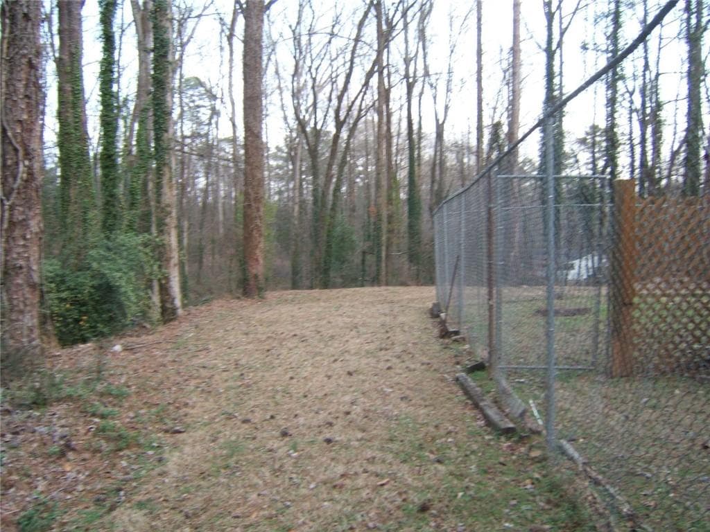 3 bedroom, 2 bathroom, 784 sq ft single family residence for sale at 2026 SW Kimberly Road, Atlanta, GA 30331 — photo 6