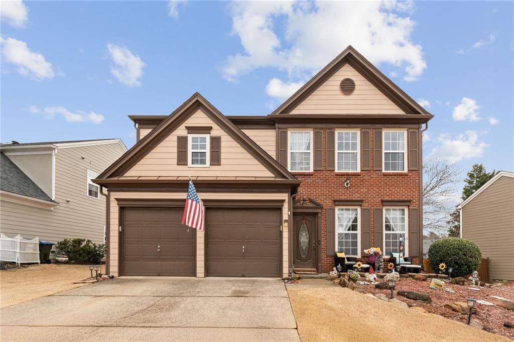 3 bedroom, 3 bathroom, 1,974 sq ft single family residence sold at 203 Ashland Drive, Woodstock, GA 30189