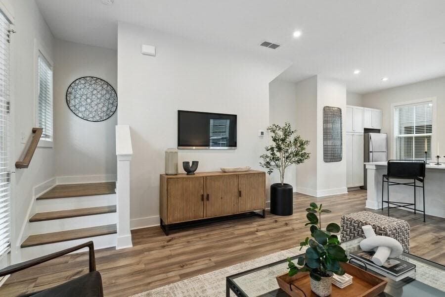 3 bedroom, 3 bathroom, 1,362 sq ft townhouse for rent at 776 Metropolitan Parkway 3A, Atlanta, GA 30310 for $2,376 a month — photo 8
