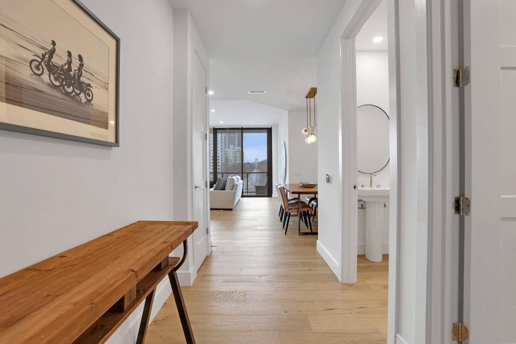 2 bedroom, 3 bathroom, 1,470 sq ft condominium for sale at 2425 Peachtree Road 803, Atlanta, GA 30305 — photo 2