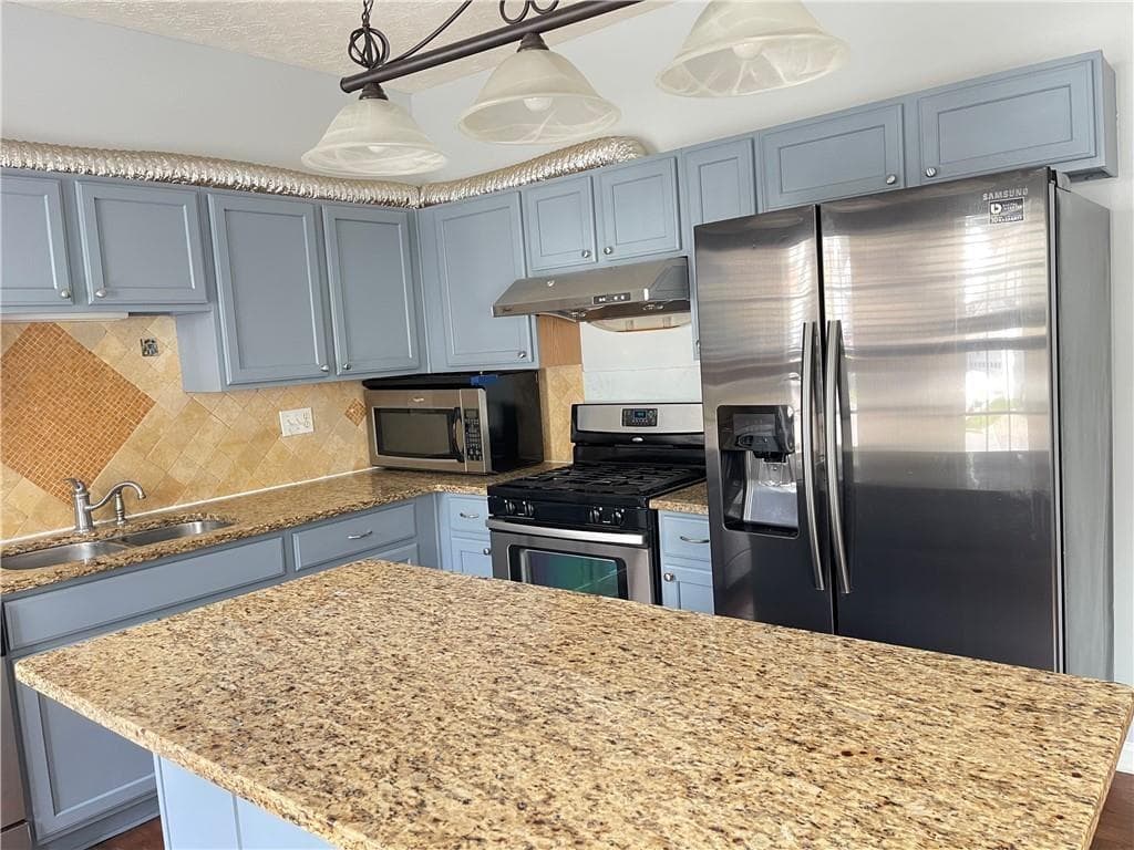 3 bedroom, 4 bathroom, 1,536 sq ft townhouse for sale at 795 Abbotts Mill Court 73, Johns Creek, GA 30097 — photo 4