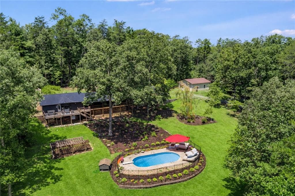 3 bedroom, 3 bathroom, 3,280 sq ft single family residence for sale at 11 Collins Hollow Cove, Morganton, GA 30560 — photo 4