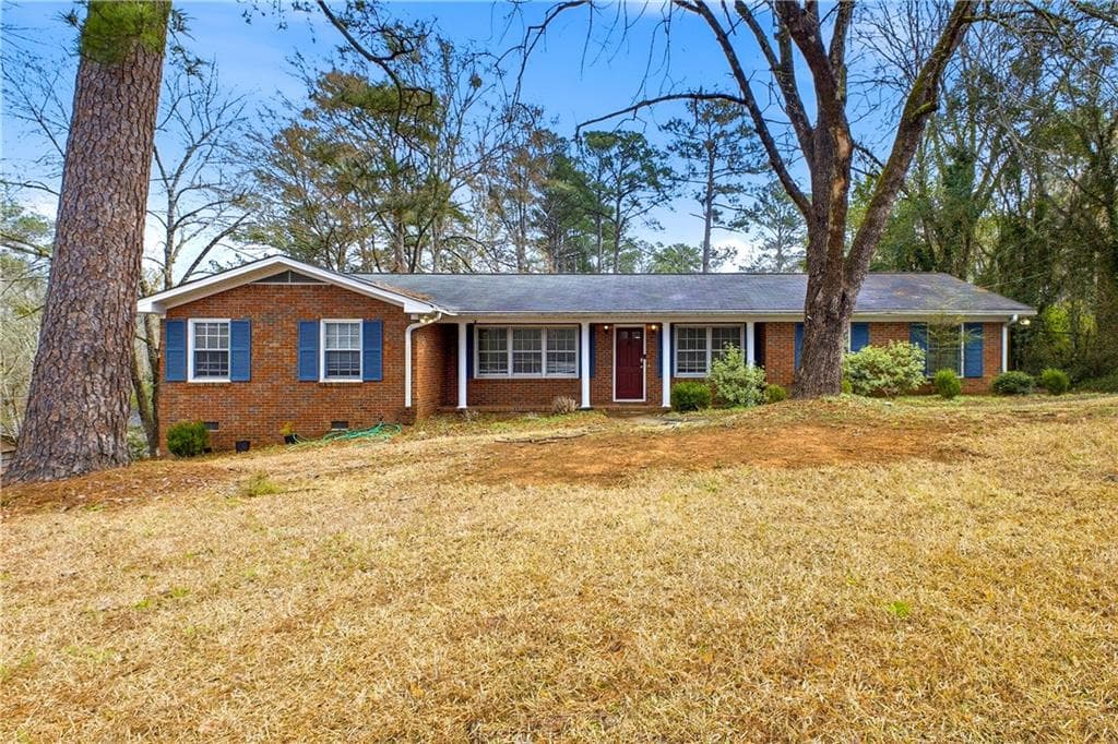 5 bedroom, 4 bathroom, 2,513 sq ft single family residence sold at 2791 Crestline Drive, Macon, GA 31204