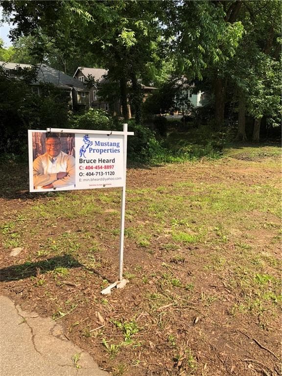 unimproved land for sale at 1616 DERRY Avenue, Atlanta, GA 30310 — photo 1 of 6
