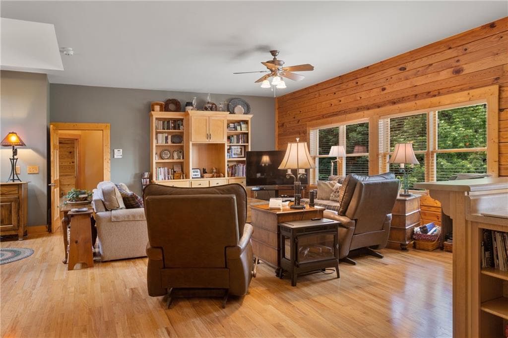 5 bedroom, 6 bathroom, 7,640 sq ft single family residence for sale at 729 Huckleberry Way, Jasper, GA 30143 — photo 9