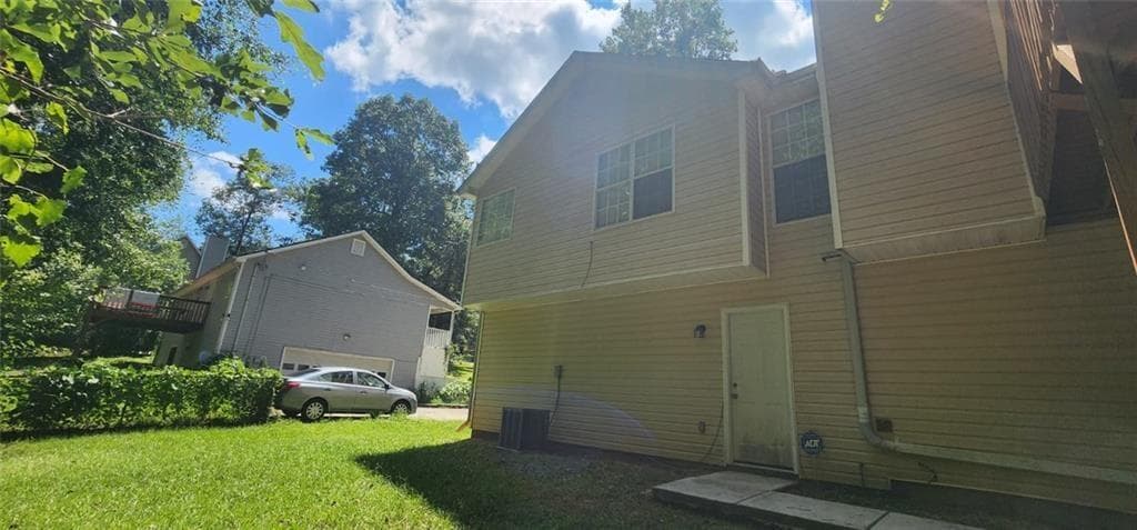 2184 HAMPTON Trail