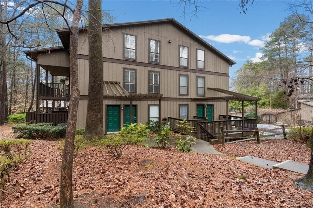 3891 Cedar Circle, Tucker, GA 30084 — most recent listing photo