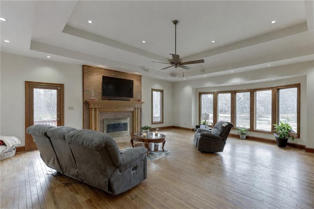 4 bedroom, 4 bathroom, 5,183 sq ft single family residence for sale at 525 Cooper Road, Loganville, GA 30052 — photo 5