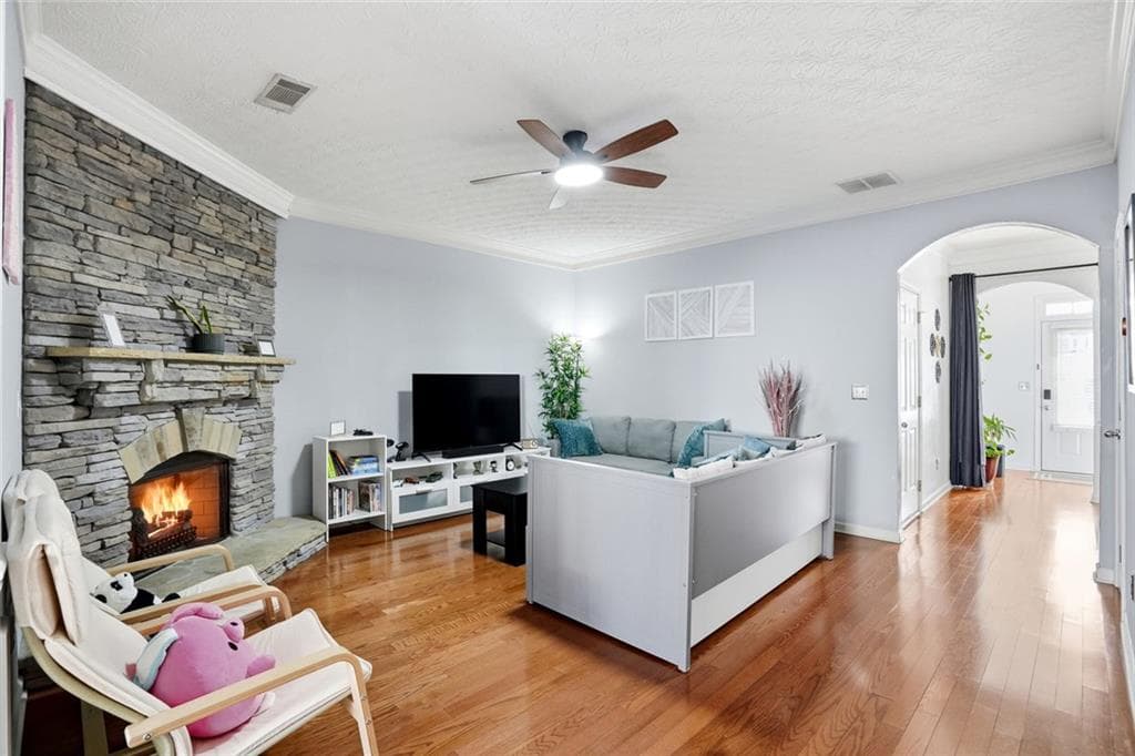 3 bedroom, 3 bathroom, 1,696 sq ft townhouse for sale at 1259 Birkhall Drive, Lawrenceville, GA 30043 — photo 7