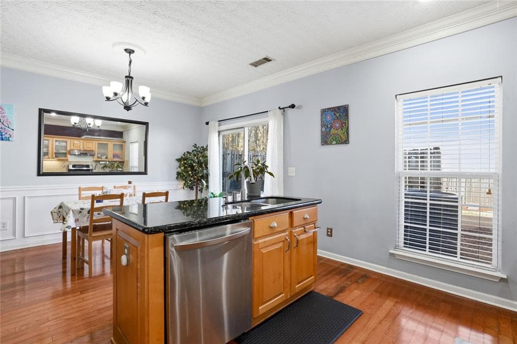 3 bedroom, 3 bathroom, 1,696 sq ft townhouse for sale at 1259 Birkhall Drive, Lawrenceville, GA 30043 — photo 9