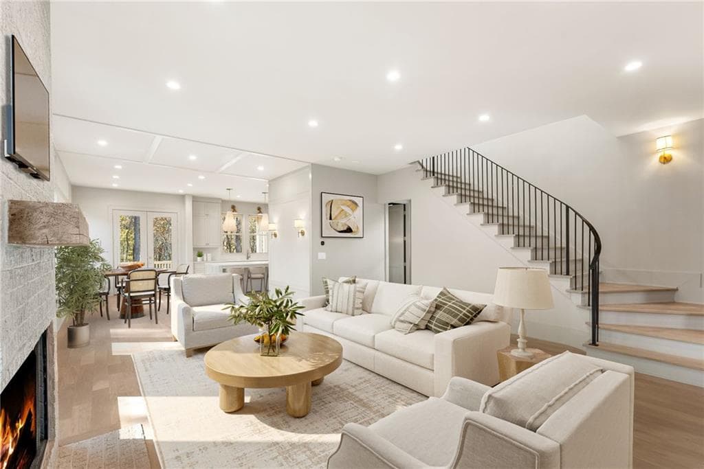 4 bedroom, 5 bathroom, 3,291 sq ft single family residence for sale at 11825 Serenbe Lane, Chattahoochee Hills, GA 30268 — photo 4