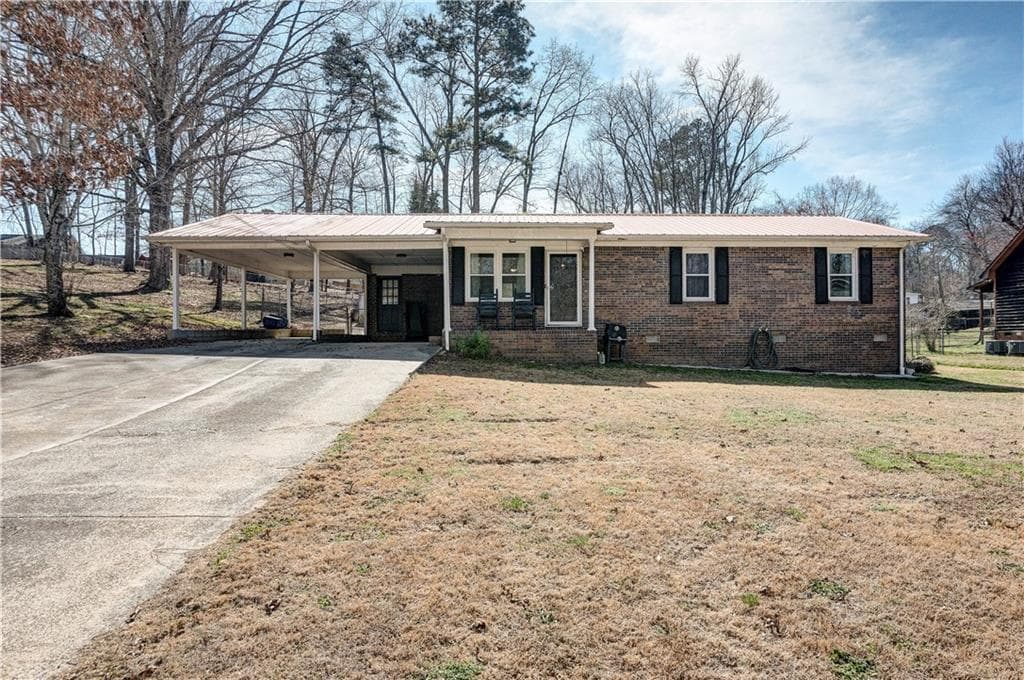 320 Chiefvan Terrace, Calhoun, GA 30701 — most recent listing photo