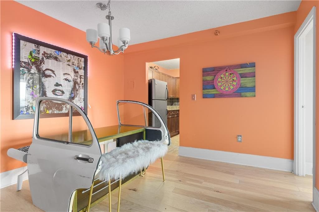 1 bedroom, 1 bathroom, 837 sq ft condominium for sale at 2479 Peachtree Road 601, Atlanta, GA 30305 — photo 4