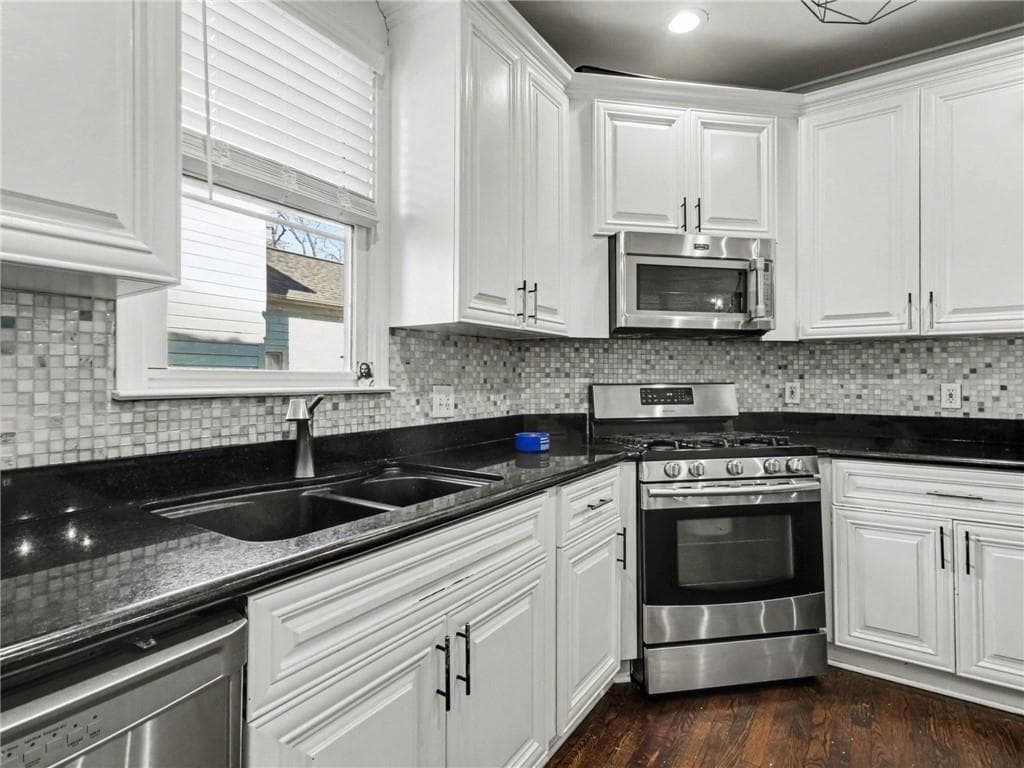 3 bedroom, 4 bathroom, 2,801 sq ft single family residence for sale at 88 Richardson Street, Atlanta, GA 30312 — photo 10