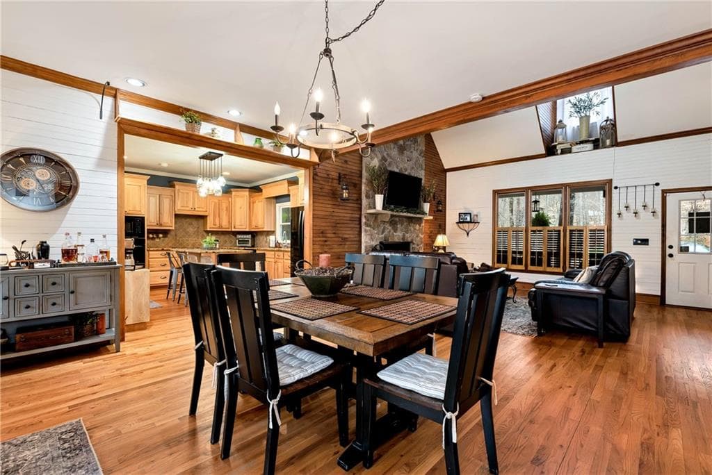 4 bedroom, 3 bathroom, 2,999 sq ft single family residence for sale at 1060 Golden Avenue, Dahlonega, GA 30533 — photo 10