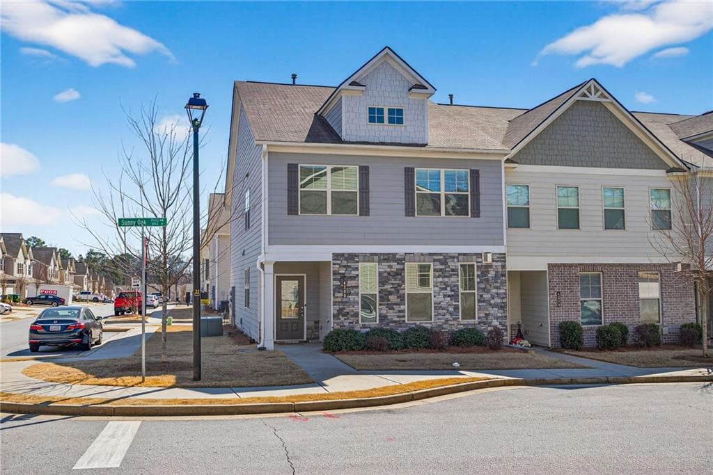4200 Sunny Oak Lane, Norcross, GA 30071 — most recent listing photo
