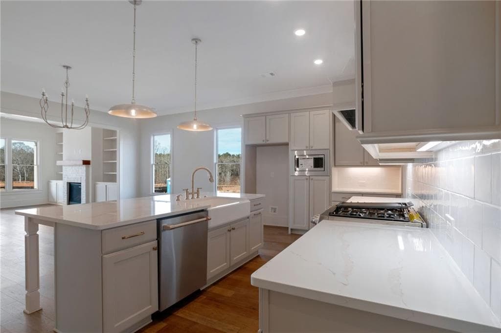4 bedroom, 4 bathroom, 3,125 sq ft single family residence for sale at 1657 Georgia Club Drive, Statham, GA 30666 — photo 6