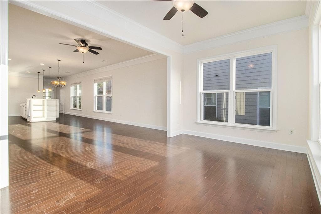 1 bedroom, 2 bathroom, 1,705 sq ft single family residence under contract at 607 Larch Looper Drive, Griffin, GA 30223 — photo 7