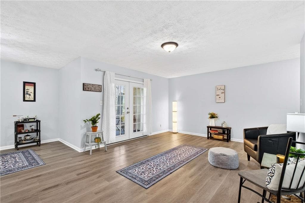 2 bedroom, 1 bathroom, 1,040 sq ft condominium for sale at 2396 Lawrenceville Highway G, Decatur, GA 30033 — photo 8