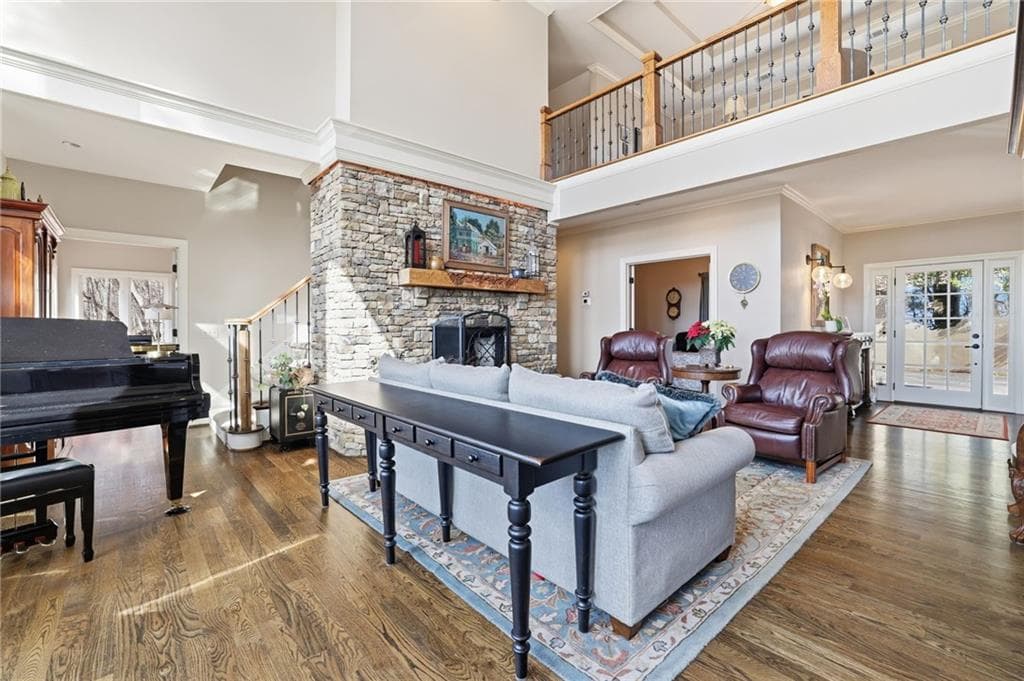 4 bedroom, 5 bathroom, 5,811 sq ft single family residence for sale at 815 Shetland Trace, Big Canoe, GA 30143 — photo 4