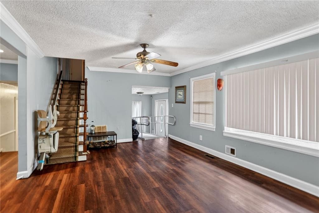 3 bedroom, 3 bathroom, 2,912 sq ft single family residence for sale at 1781 Childress Drive, Atlanta, GA 30311 — photo 4