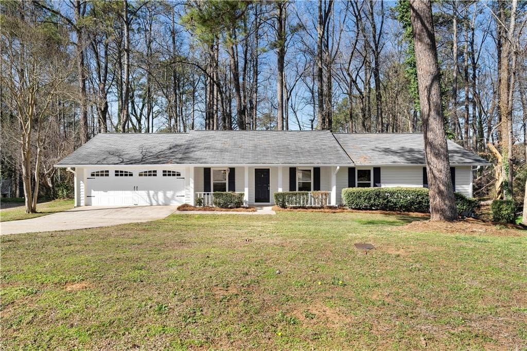 566 Sugar Valley Lane, Conyers, GA 30094 — most recent listing photo