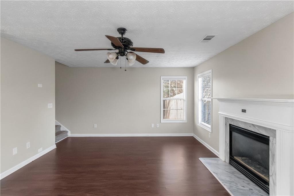 4 bedroom, 3 bathroom, 2,397 sq ft single family residence for sale at 112 Wyckliffe Drive, Locust Grove, GA 30248 — photo 7