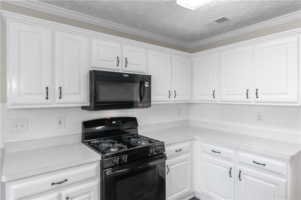 4 bedroom, 3 bathroom, 2,397 sq ft single family residence for sale at 112 Wyckliffe Drive, Locust Grove, GA 30248 — photo 10