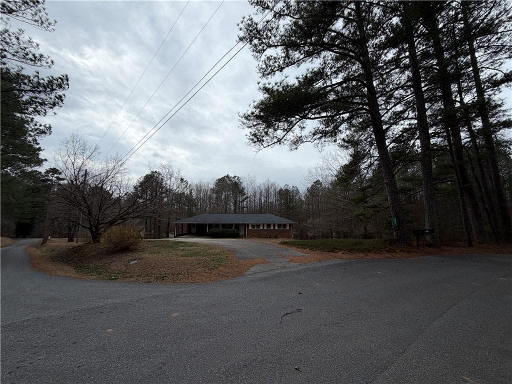 3 bedroom, 2 bathroom, 1,572 sq ft single family residence for sale at 363 Lane Road, Dallas, GA 30157 — photo 5