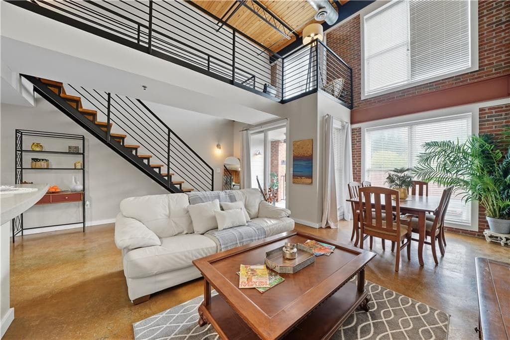 2 bedroom, 2 bathroom, 1,426 sq ft condominium sold at 1133 Church Street 2, Covington, GA 30014