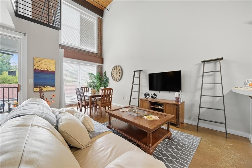 2 bedroom, 2 bathroom, 1,426 sq ft condominium for sale at 1133 Church Street 2, Covington, GA 30014 — photo 2