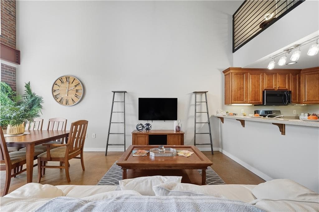 2 bedroom, 2 bathroom, 1,426 sq ft condominium for sale at 1133 Church Street 2, Covington, GA 30014 — photo 5