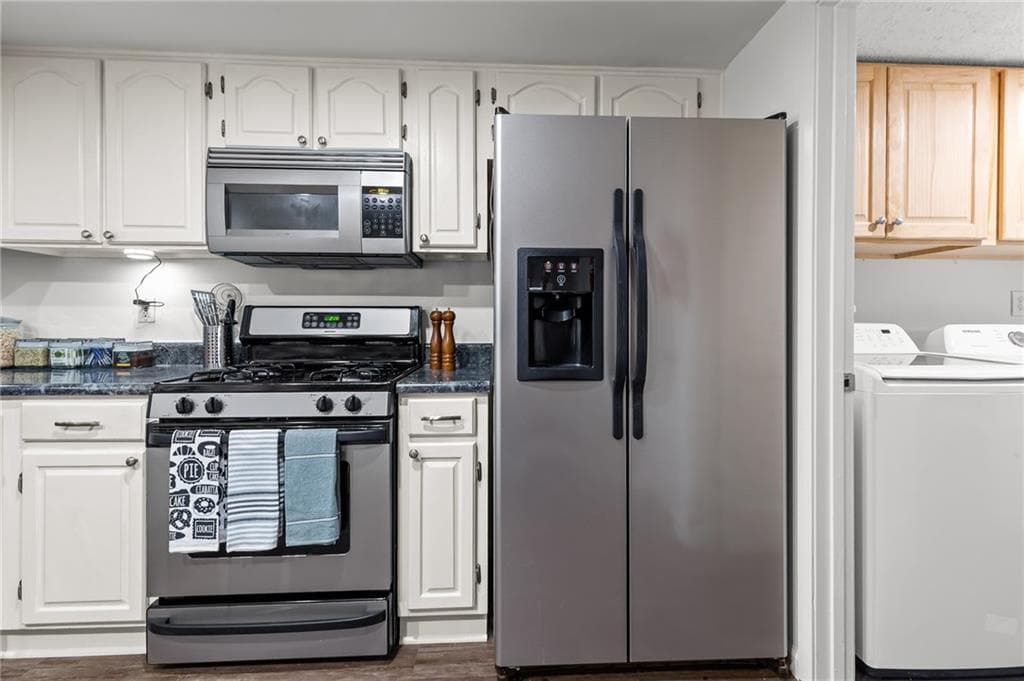 2 bedroom, 2 bathroom, 1,250 sq ft condominium under contract at 23 Fair Haven Way, Smyrna, GA 30080 — photo 7