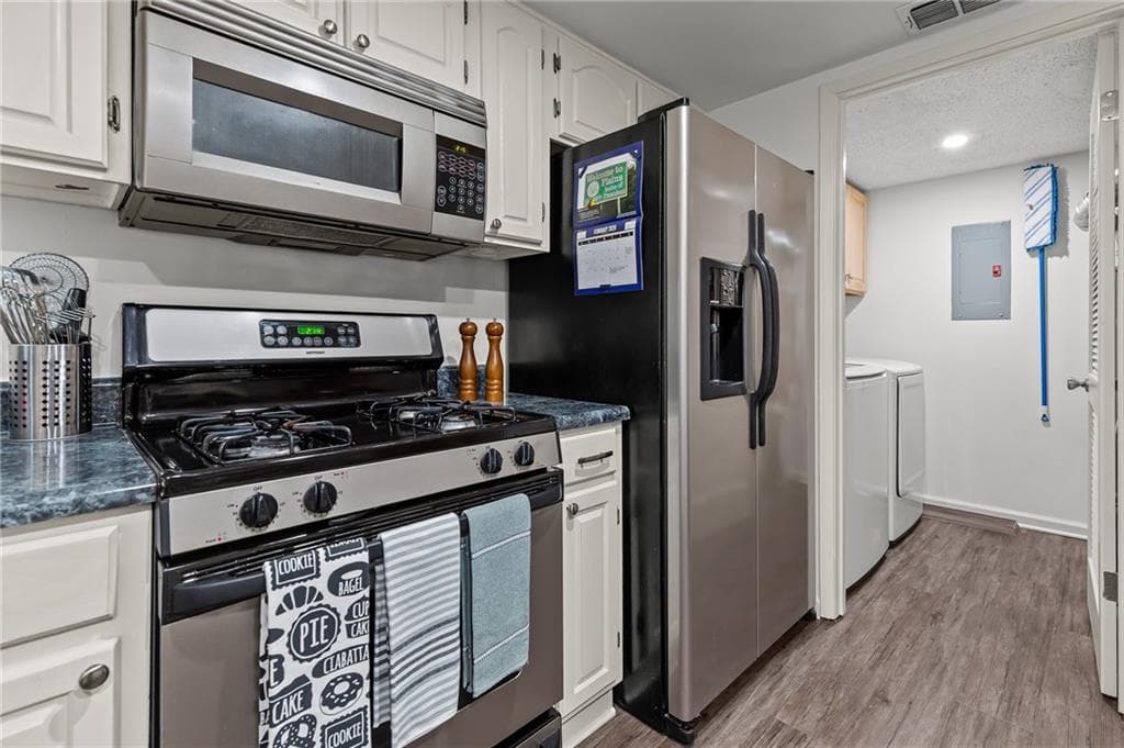 2 bedroom, 2 bathroom, 1,250 sq ft condominium under contract at 23 Fair Haven Way, Smyrna, GA 30080 — photo 8