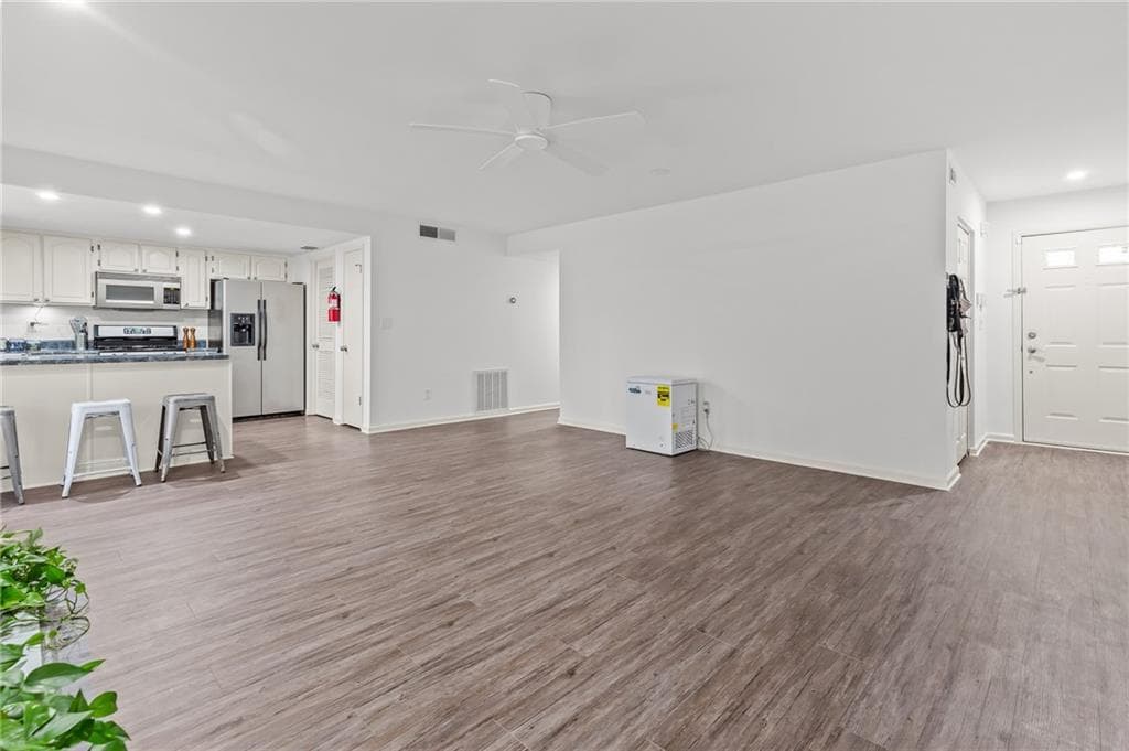 2 bedroom, 2 bathroom, 1,250 sq ft condominium under contract at 23 Fair Haven Way, Smyrna, GA 30080 — photo 10