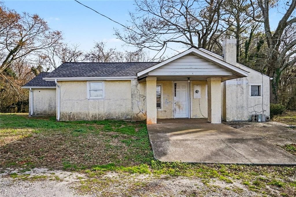 3 bedroom, 1 bathroom, 1,442 sq ft single family residence sold at 1341 NW Gun Club Road, Atlanta, GA 30318