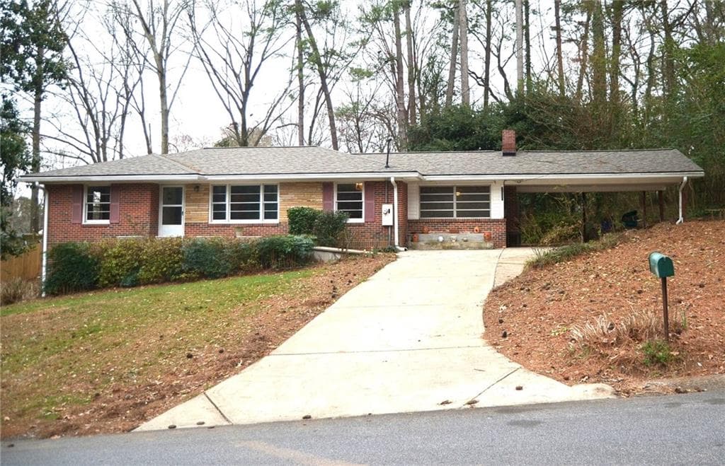 2 bedroom, 2 bathroom, 1,923 sq ft single family residence sold at 3570 Lee Street, Smyrna, GA 30080