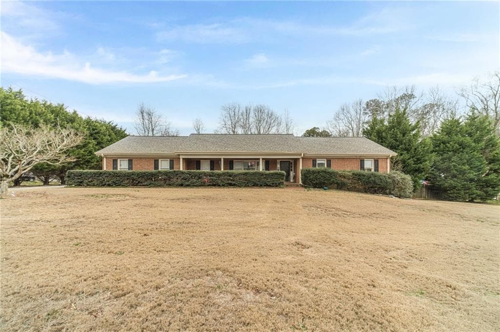 2128 Pinehurst Lane, Snellville, GA 30078 — most recent listing photo