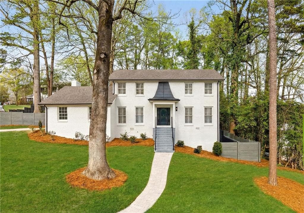 6 bedroom, 5 bathroom, 3,623 sq ft single family residence sold at 2603 Kings Lake Court, Atlanta, GA 30345