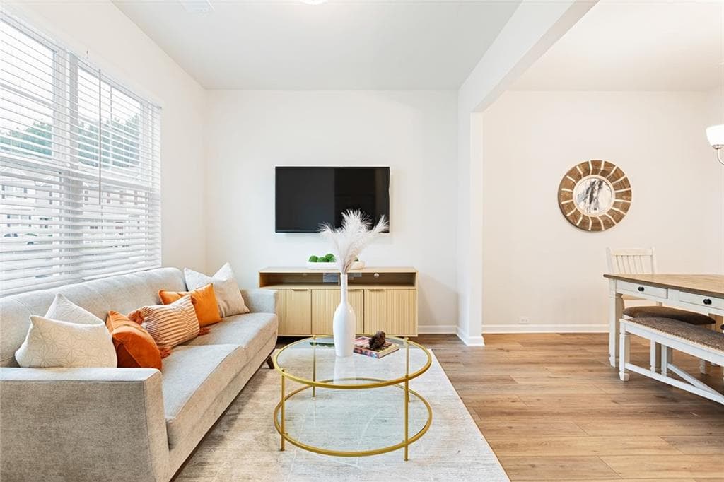 3 bedroom, 3 bathroom, 1,804 sq ft townhouse for sale at 2824 Saratoga Lake View, Decatur, GA 30034 — photo 3
