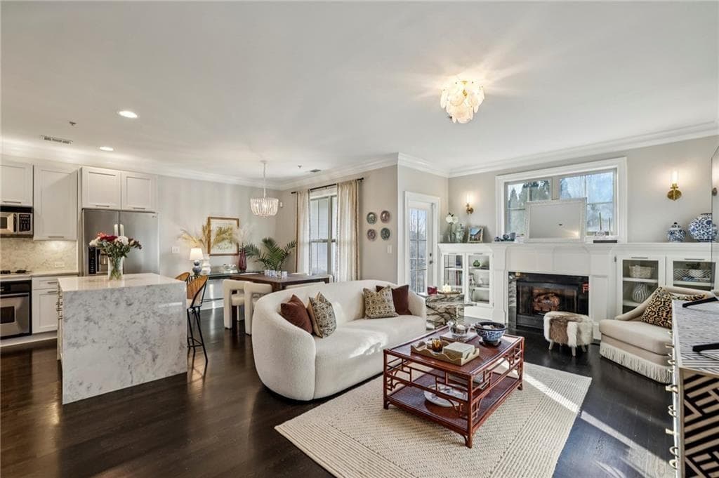 238 Le Gran Bend, Atlanta, GA 30328 — most recent listing photo
