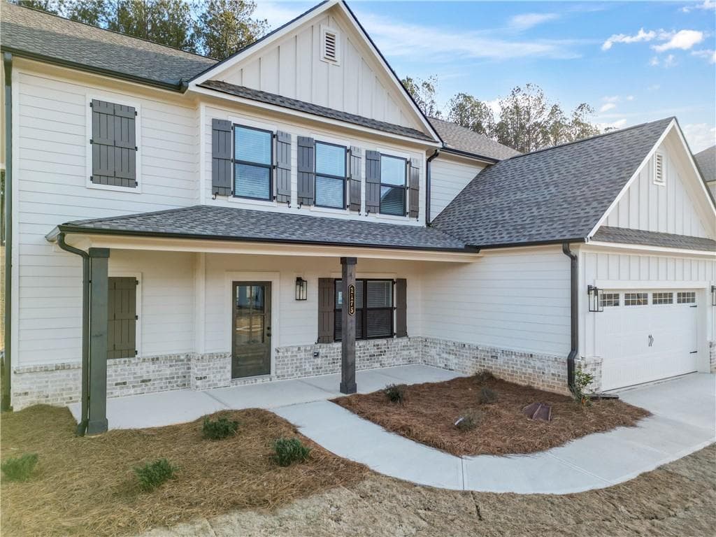 4 bedroom, 3 bathroom, 2,904 sq ft single family residence for sale at 1175 Cherry Bark Court, Loganville, GA 30052 — photo 3