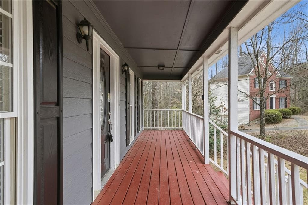 3 bedroom, 3 bathroom, 2,592 sq ft single family residence for sale at 7285 Wyngate Drive, Cumming, GA 30040 — photo 5